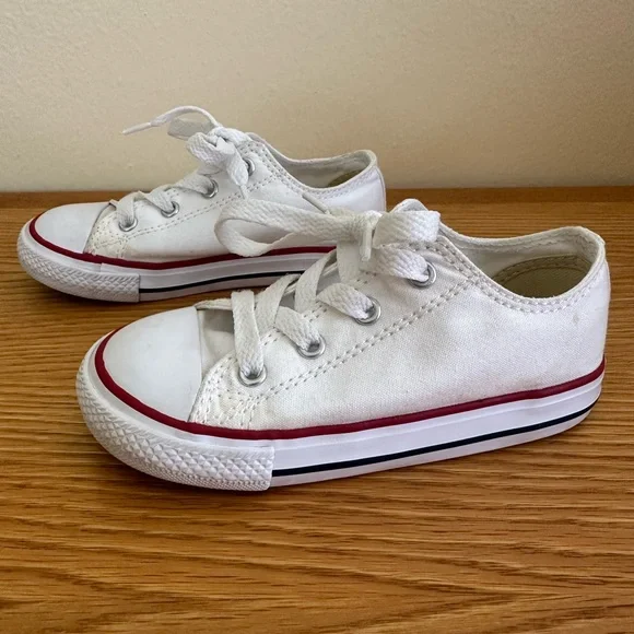 Toddler Converse - Picture 8 of 12